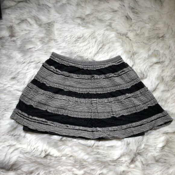 Max Studio | modal blend striped a-line black & gray textured skirt size XS - Picture 5 of 7
